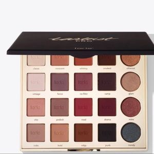 tarteist™ PRO Amazonian clay palette